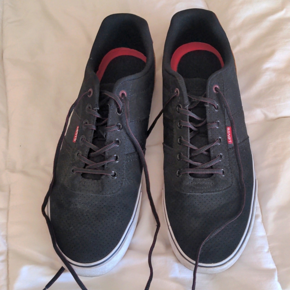 Levi's sneakers